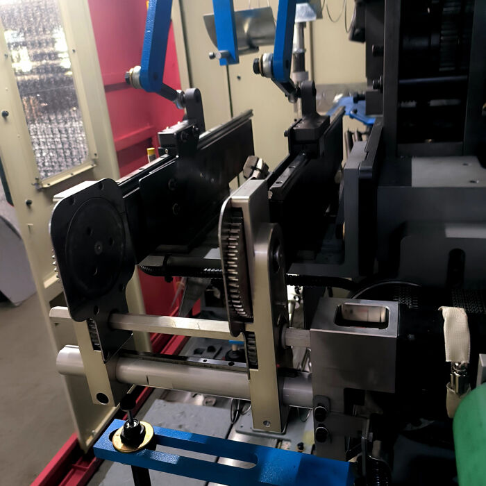 Capacità 60-90 fogli, linea di produzione materassi 8 ore, con diametro anello di estremità a molla 65mm-90mm, diametro filo di assemblaggio 1.3-1.6mm per l'assemblaggio del materasso